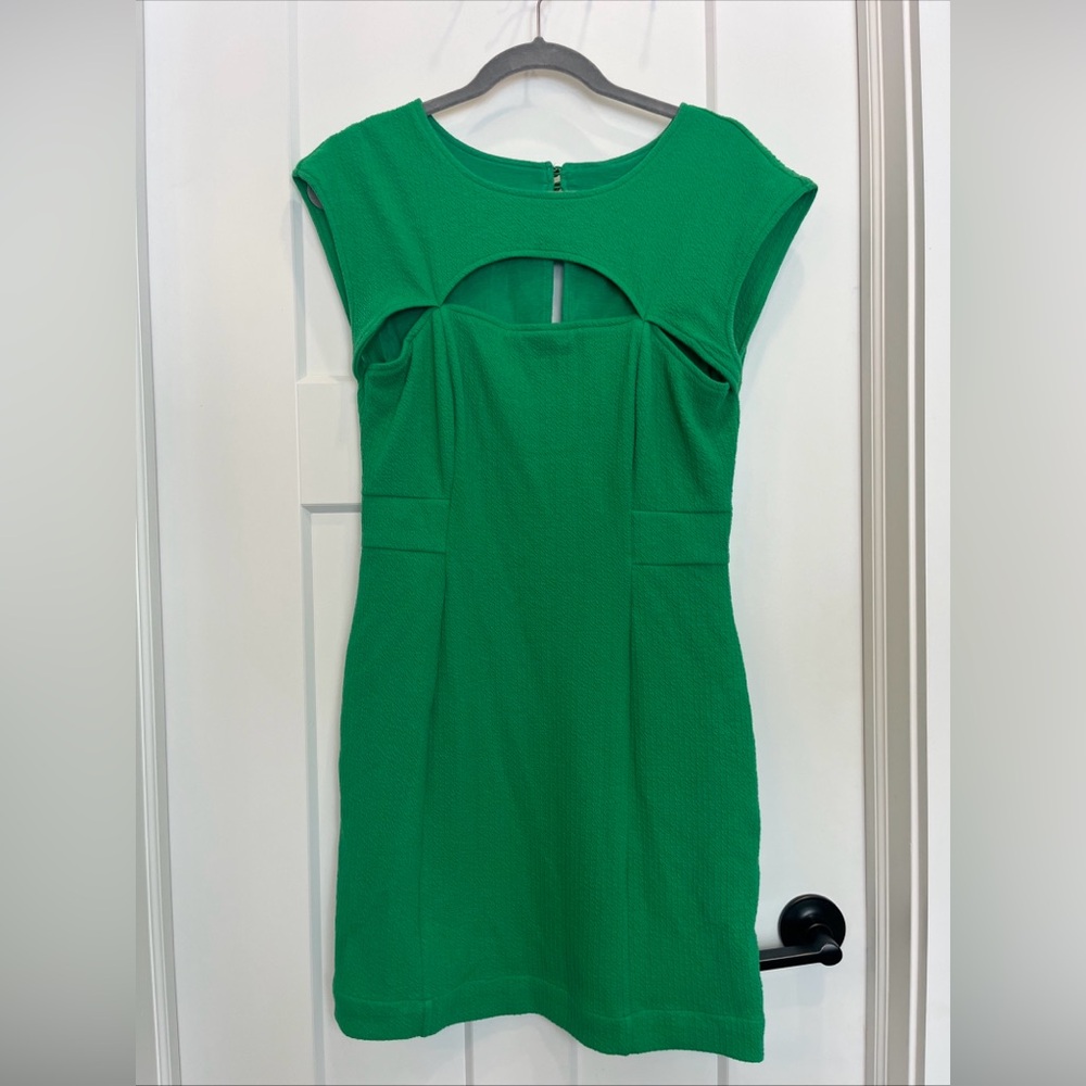 Maeve By Anthropologie Front Cutout Mini Dress Greenβ Size Small Lined Pockets